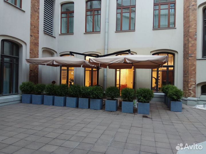 Зонт с боковой опорой