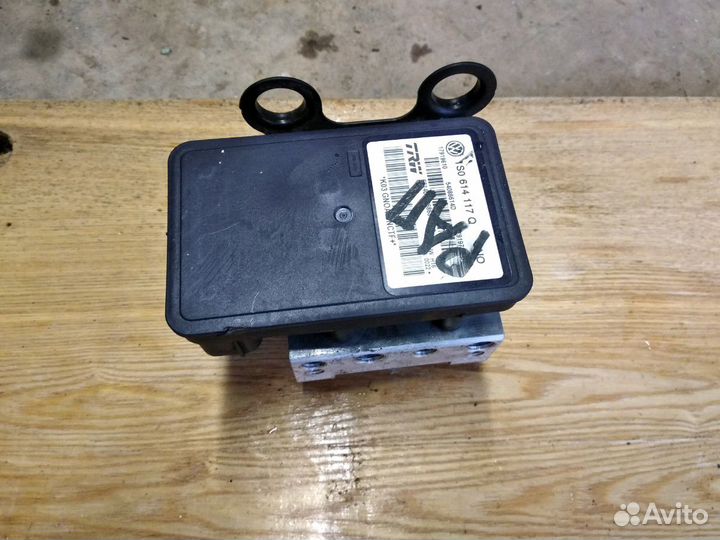 Блок abs Skoda Rapid