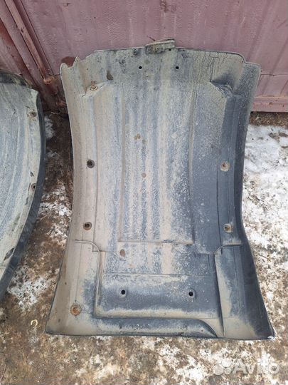 Крыло переднее передняя часть Renault Premium