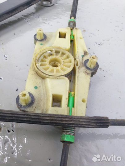 Стеклоподъемник передний правый Audi Q7 4LB 4.2