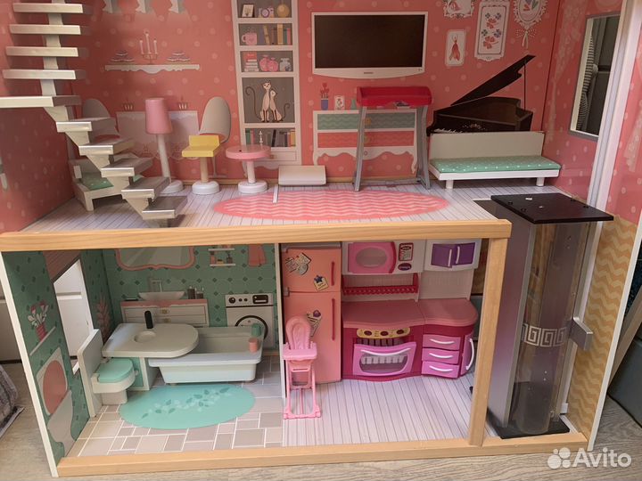 Домик кукольный