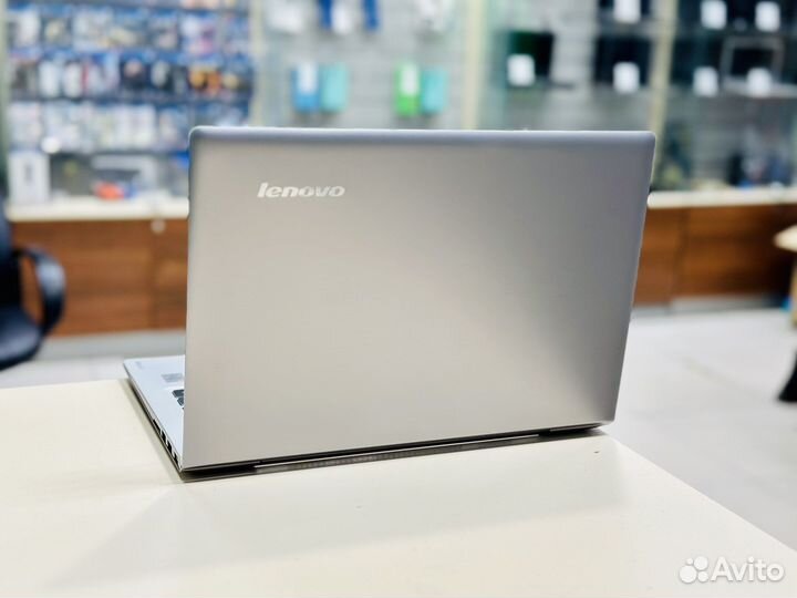 13.3” Ноутбук Lenovo / i3-4010U / 8G / 512G