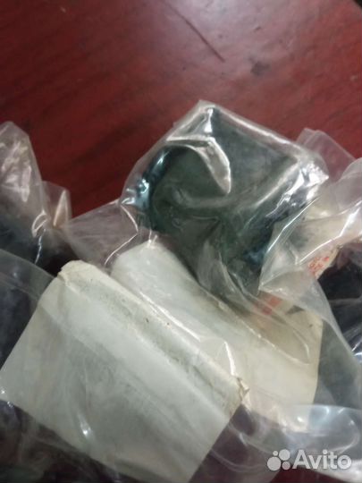 Передние втулки стабилизатора toyota rav4