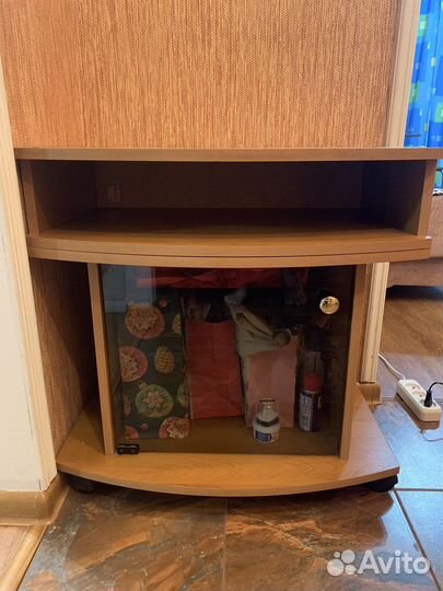 Тумба под телевизор