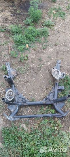 Подрамник Bmw X5 Е53 M62B44TU 4.4L 2000