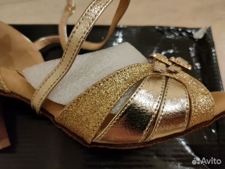 Новые Туфли для танцев Ю1/Ю2 22,5 см