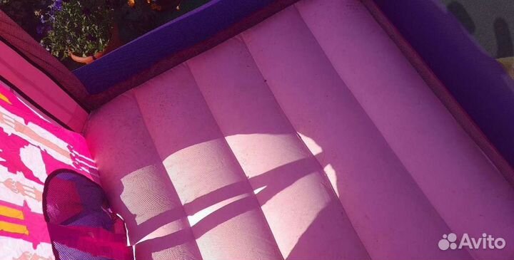 Надувной игровой центр