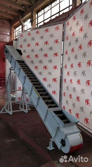 Цепной транспортер для земли, соли