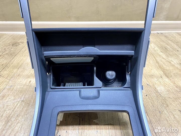 Накладка консоли центральная Mazda 6 GH 2007-2013г