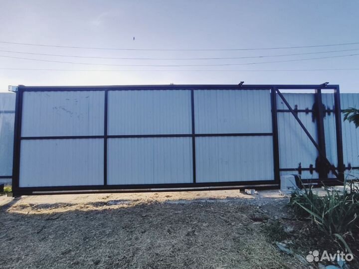 Ворота распашные для гаража монтирование 1-2 дн