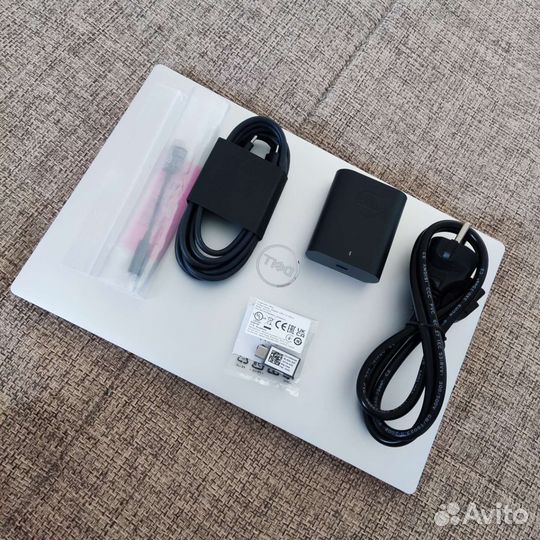 Dell XPS 13 plus 9320 i7-1260p/16gb/512 oled 3.5K