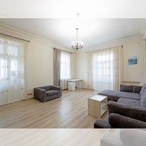 2-к. квартира, 71 м², 5/5 эт.