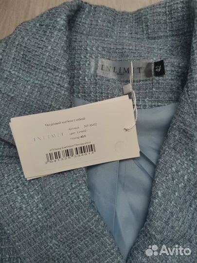 Твидовый костюм с юбкой