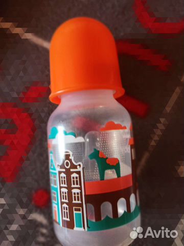 Бутылочка для кормления новая