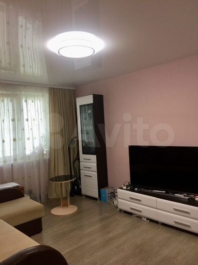 2-к. квартира, 50,2 м², 1/17 эт.