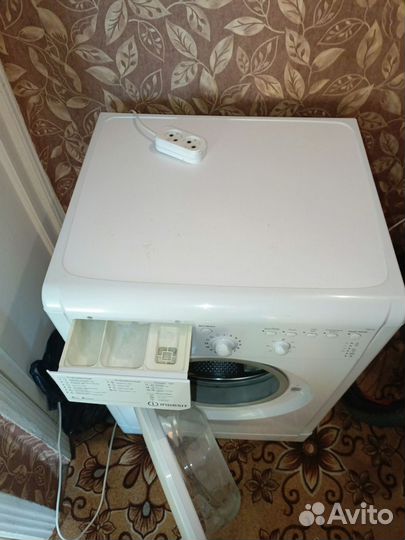 Стиральная машина indesit 5кг