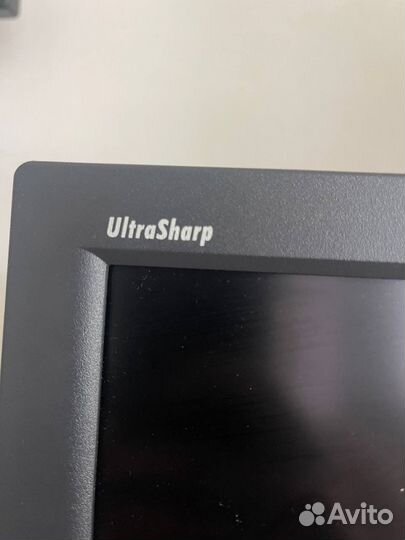 Монитор dell в идеальном состоянии