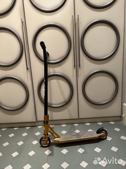 Трюковой самокат