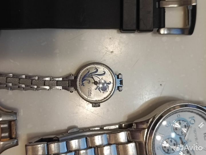 Старинные наручные часы