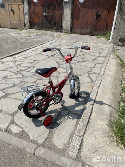 Велосипед детский с 4 колесами