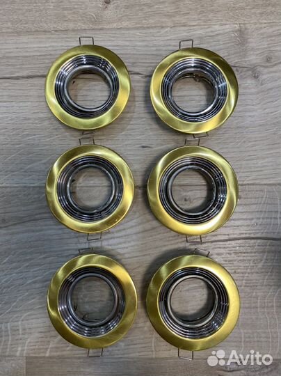 Встраиваемые потолочные светильники 6 шт