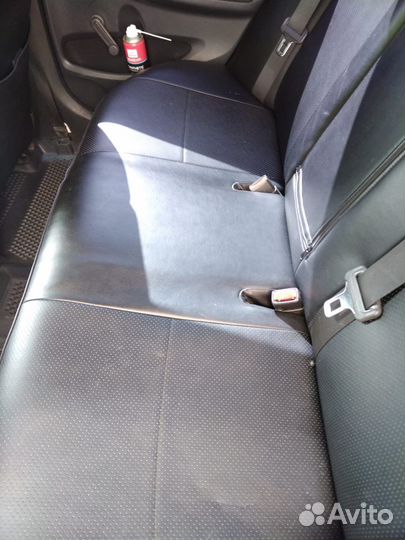 Чехлы на сидения Тойота королла