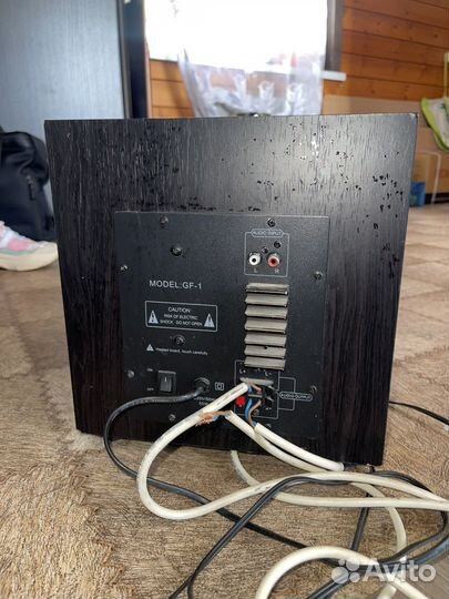 Сабвуфер и колонки