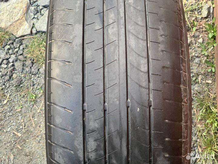 Bridgestone Dueler H/L 33A 235/55 R20 102V