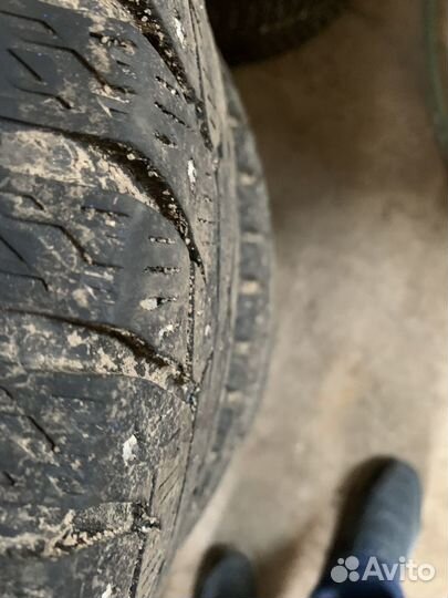 Yokohama 104ZR 205/70 R15