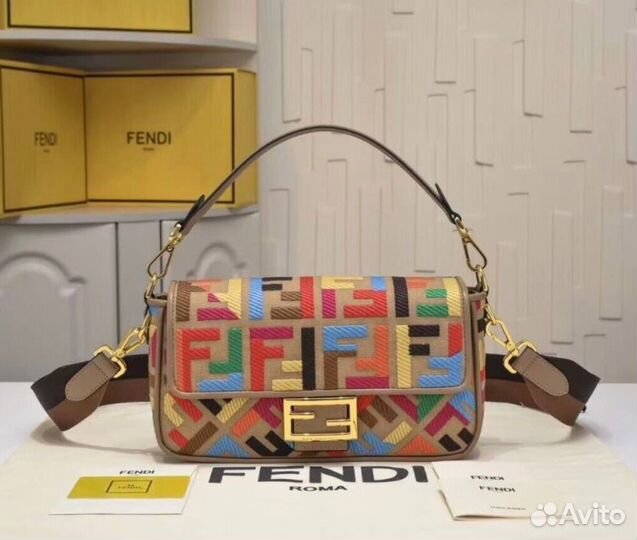 Сумка Fendi baguette