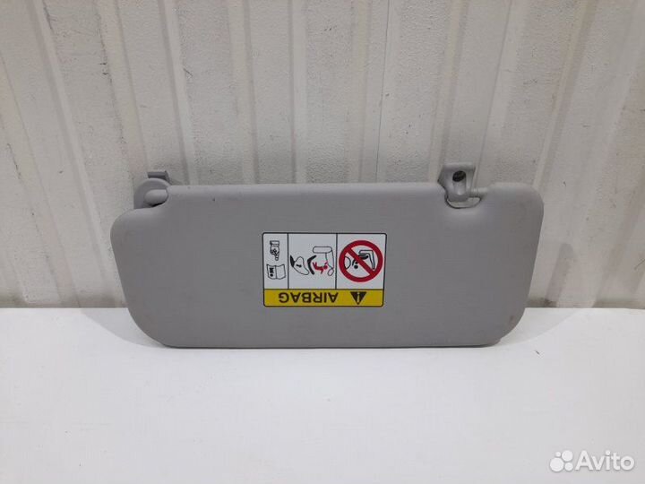 Козырек солнцезащитный правый Hyundai Solaris HCR