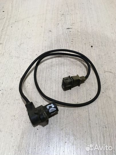 Датчик положения коленвала Ауди A8 D2 2.8 ACK