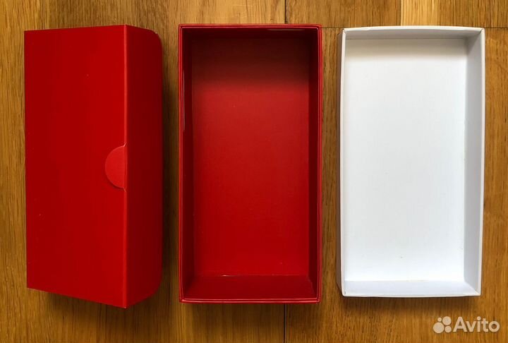 Коробка от телефона nubia Z5s mini белая