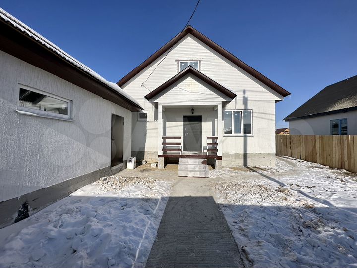 Дом 96 м² на участке 7 сот.