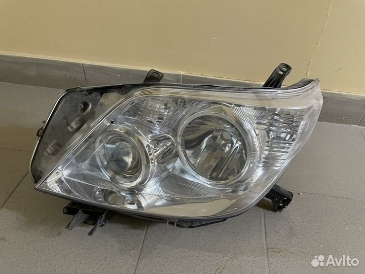 Фары TLC 150 дорестайлинг