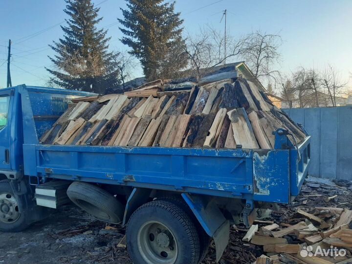 Дрова колотые сухие листвяк