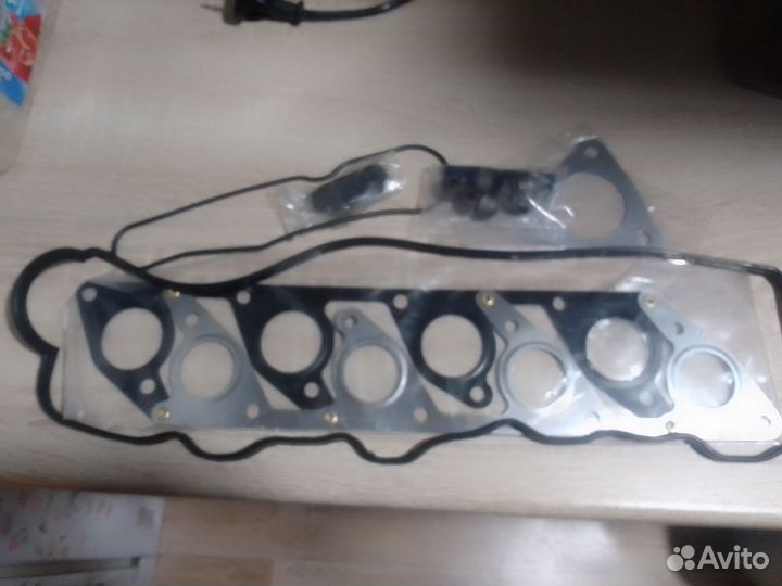 4d56 Mitsubishi прокладки, колпачки