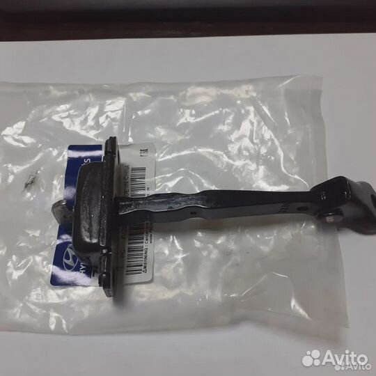 Фиксатор ограничитель Hyundai solaris 11-17 ориг