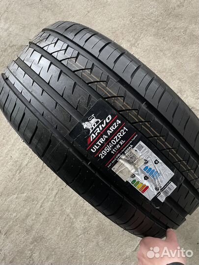 Arivo Ultra ARZ4 295/40 R21 111W
