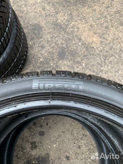 Pirelli Winter Sottozero 295/30 R20 97V