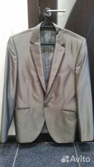 Продам костюм