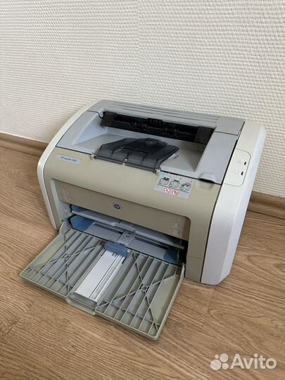 Принтер HP LaserJet 1020