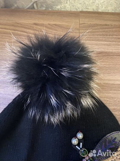 Шапки женские Gucci, Michael Kors