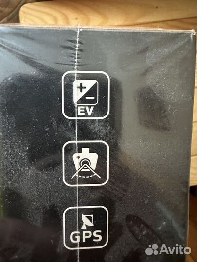 Автомобильный видеорегистратор MIVue 335