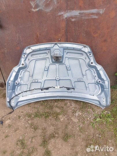 Капот Ford Focus