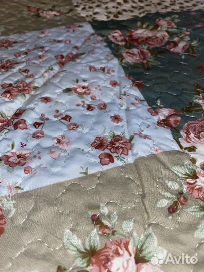 Покрывало на кровать стеганое