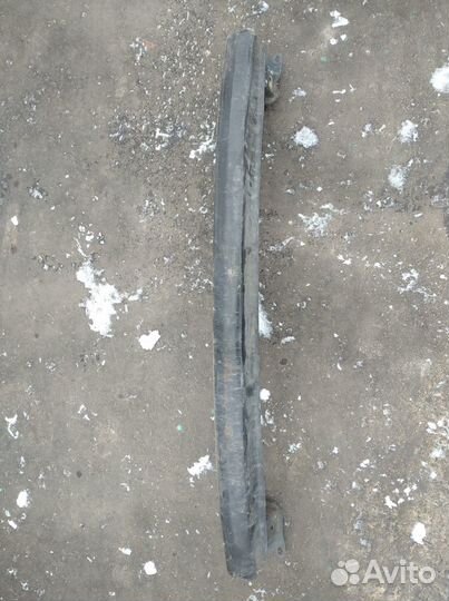 Усилитель заднего бампера Volkswagen Golf 2009