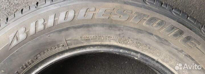 Bridgestone Dueler H/P Sport 235/65 R17