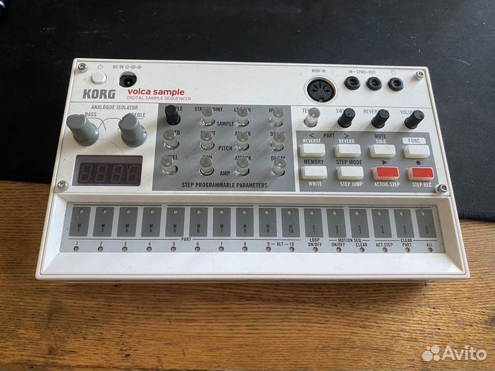 Korg Volca Sample сэмплер грувбокс микшер
