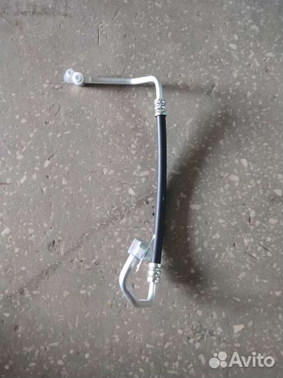 Трубка кондиционера Хендай Солярис,Киа Рио 10- г.в